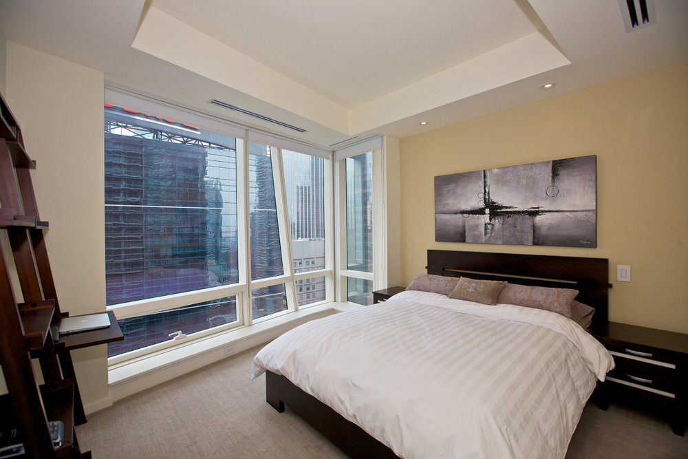 Shangri-la Hotel - bedroom