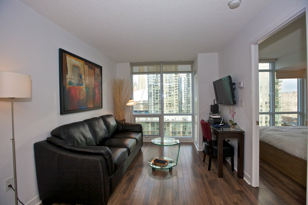 Harbourfront- living area