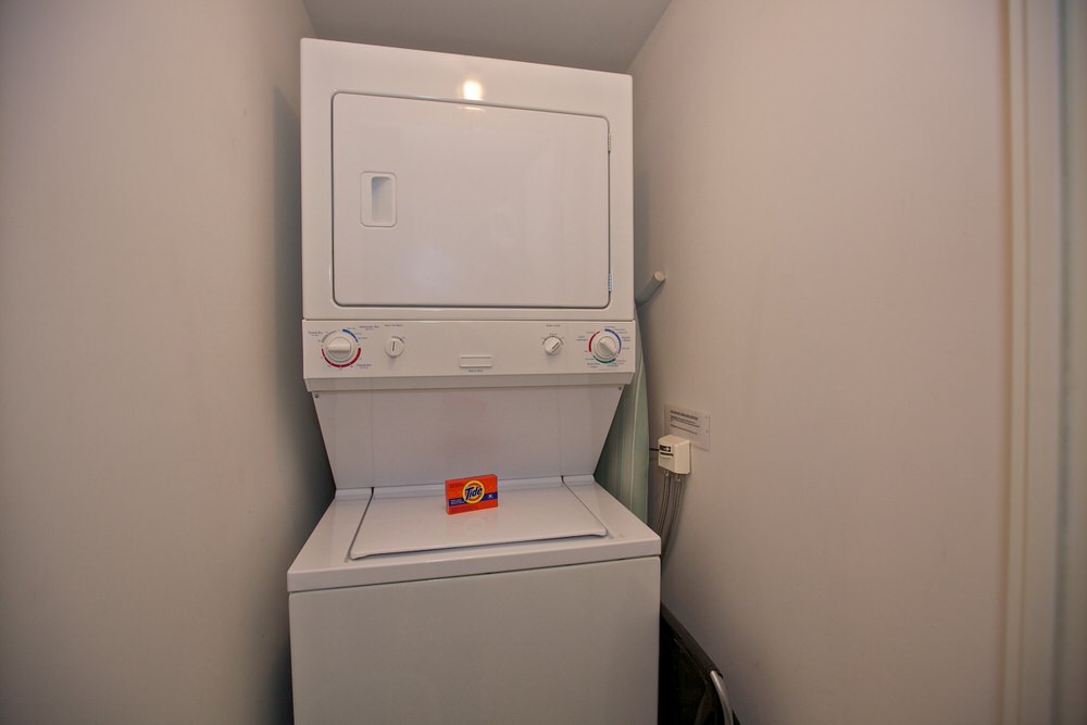 Sports District Apartments - washer dryer